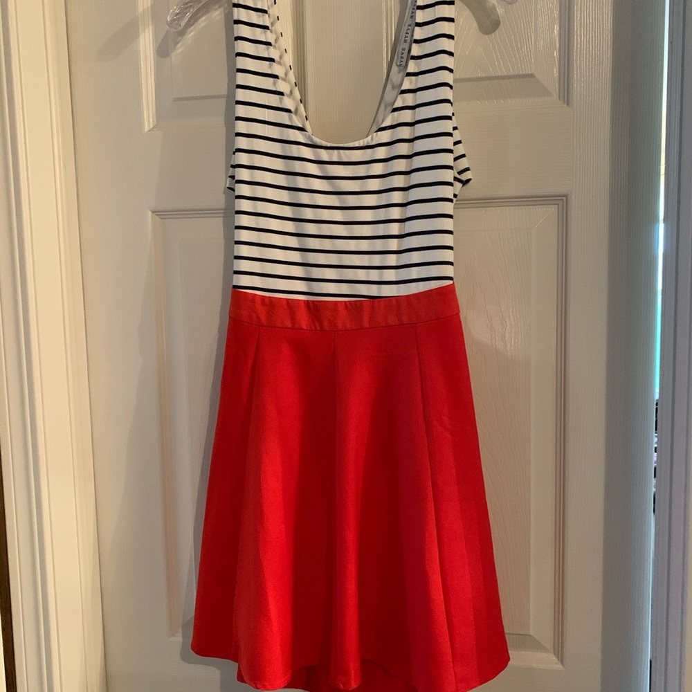 Women’s dress